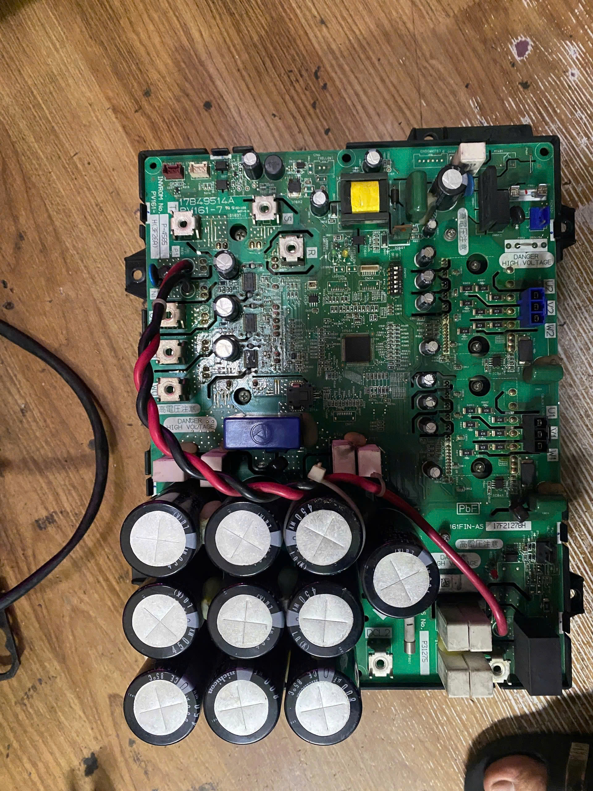 BO DÀN NÓNG VRF HITACHI 17B49514A (PV161-7) (P4585)